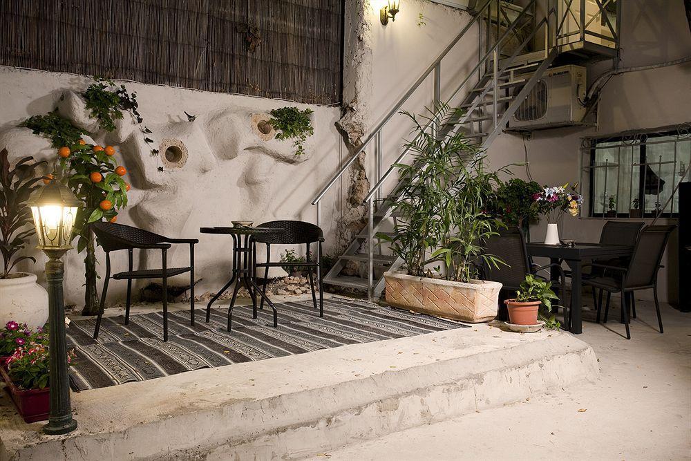 Levy - Neve Tzedek Aparthotel Тел Авив Екстериор снимка
