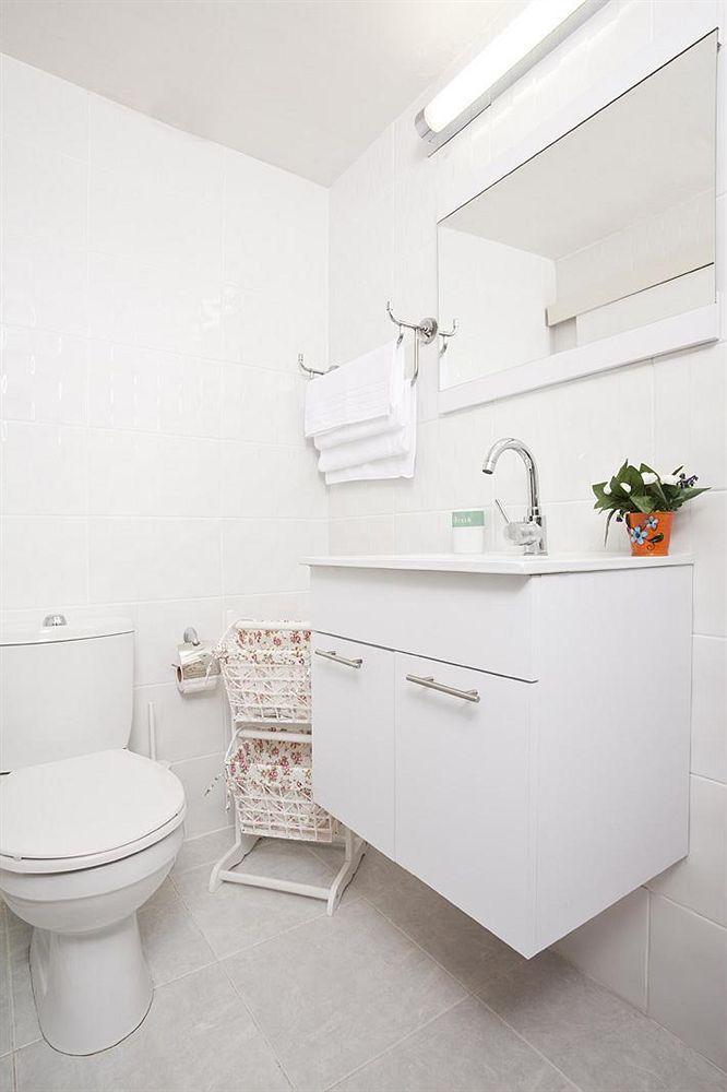Levy - Neve Tzedek Aparthotel Тел Авив Екстериор снимка